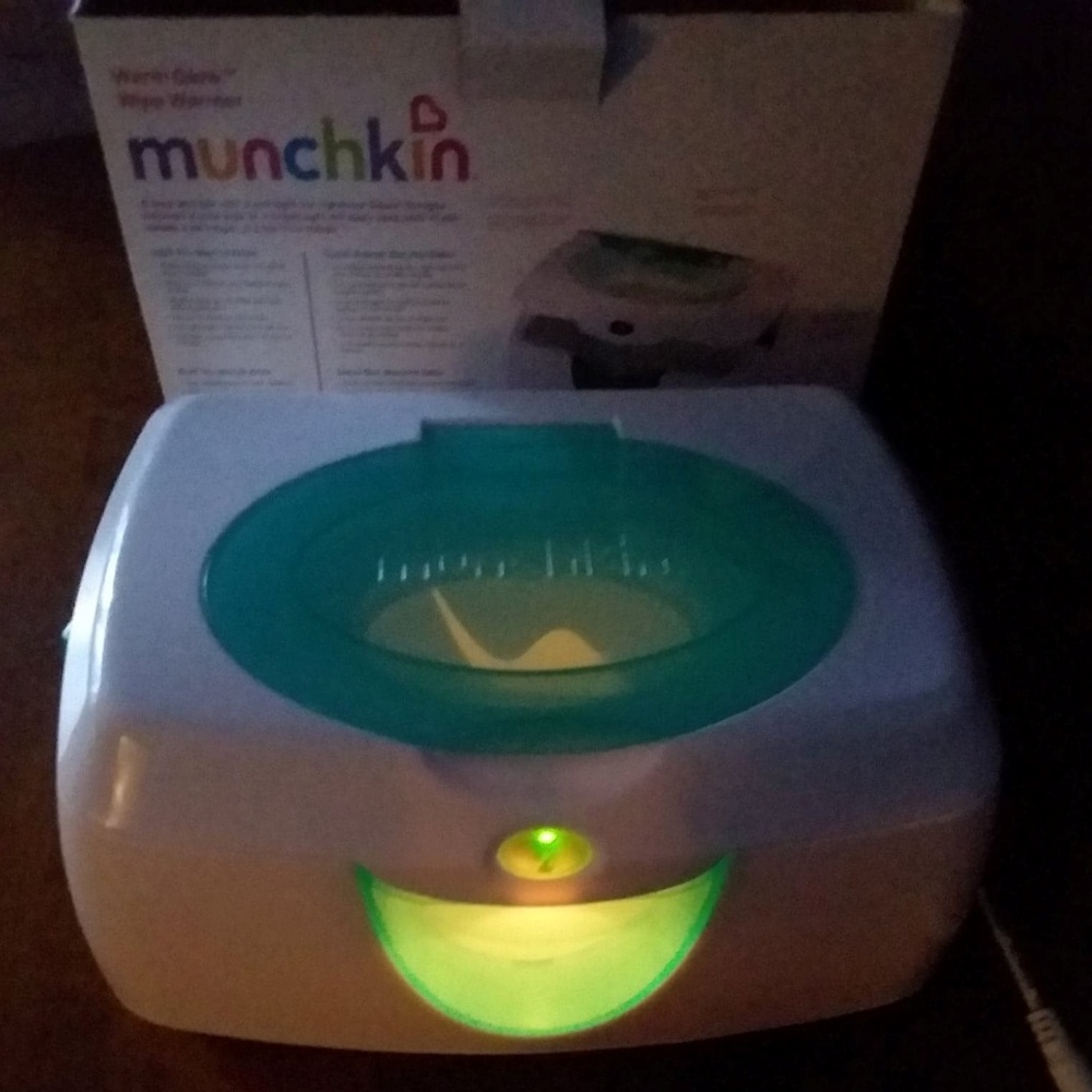 Munchkin Warm Glow Baby Wipe Warmer - Picture 3 of 4